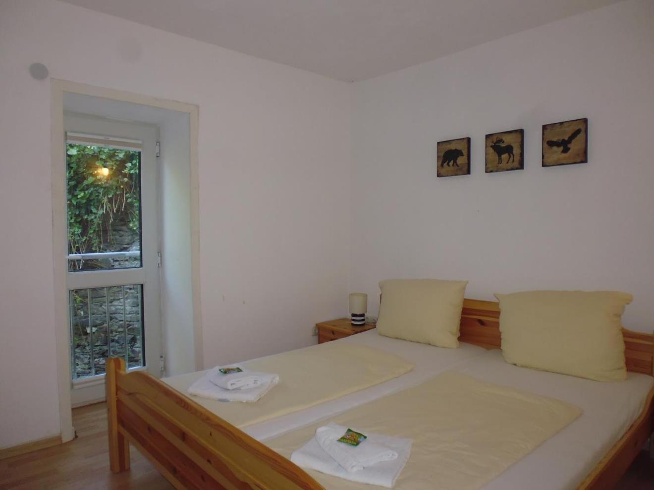 Mosel Ferienhaus Zell Exterior foto